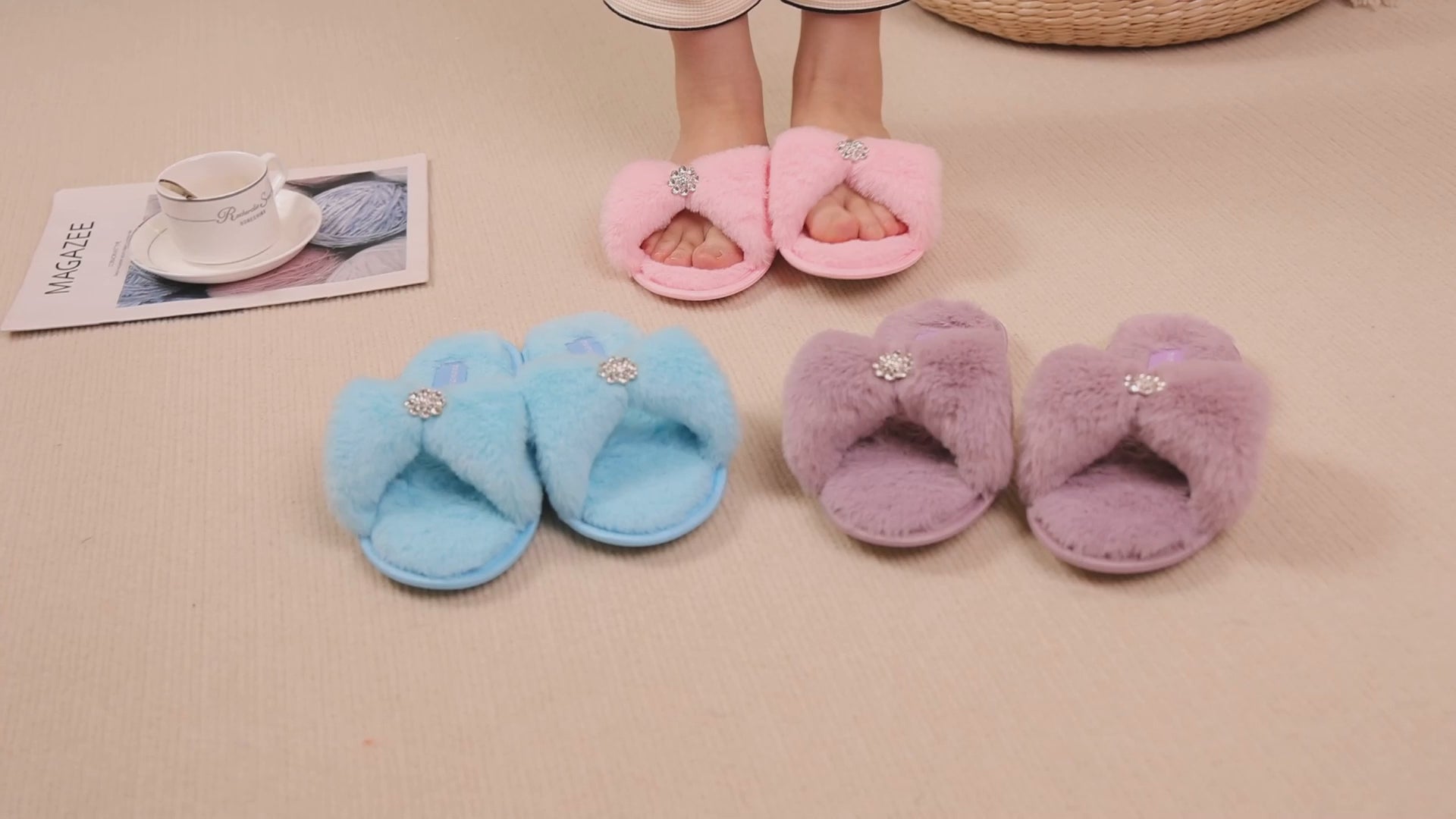 Millffy Toddler Little big kids Comfy Fluffy cute Beauty girls diamond bow open toe princess indoor Slippers